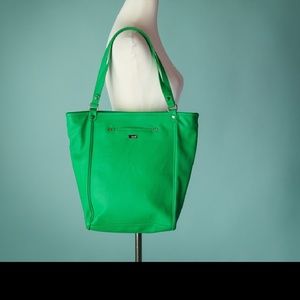 Thirty-one Jewell pebble green